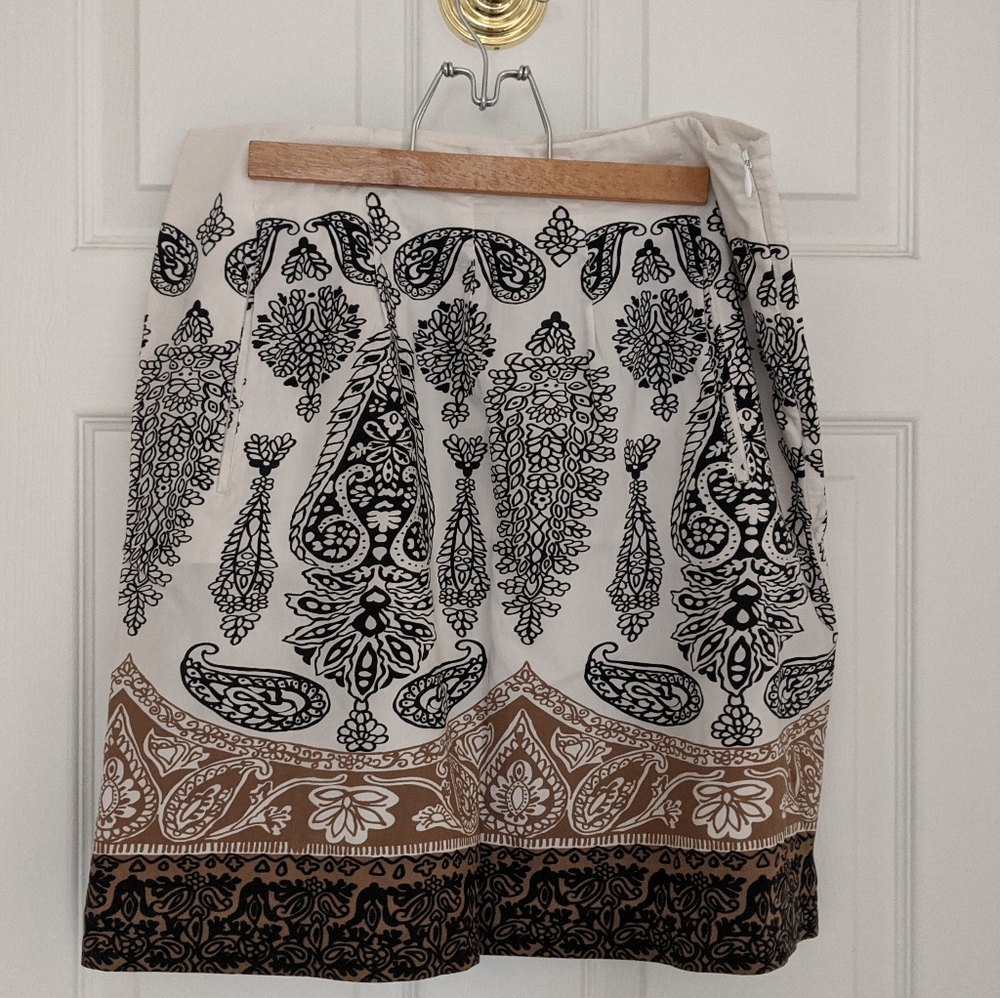 Banana Republic Skirt w. Pockets